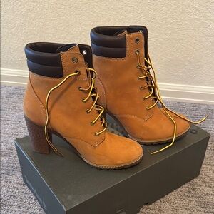Timberland Tan and Black Heeled Boots with Rugged Style